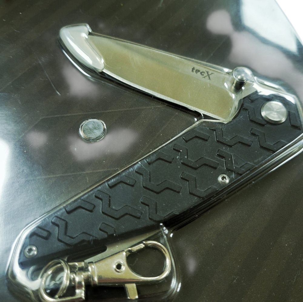 Case Cutlery // Linerlock TecX TS-1 // Black Aluminum (3.50" Satin) - Picture 2 of 4